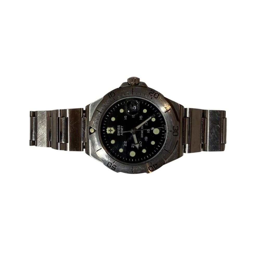 Victorinox‎ Stainless Steel Watch – OS Silver Black 300M Diver READ